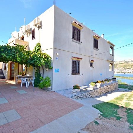 פג Apartments Andelka מראה חיצוני תמונה