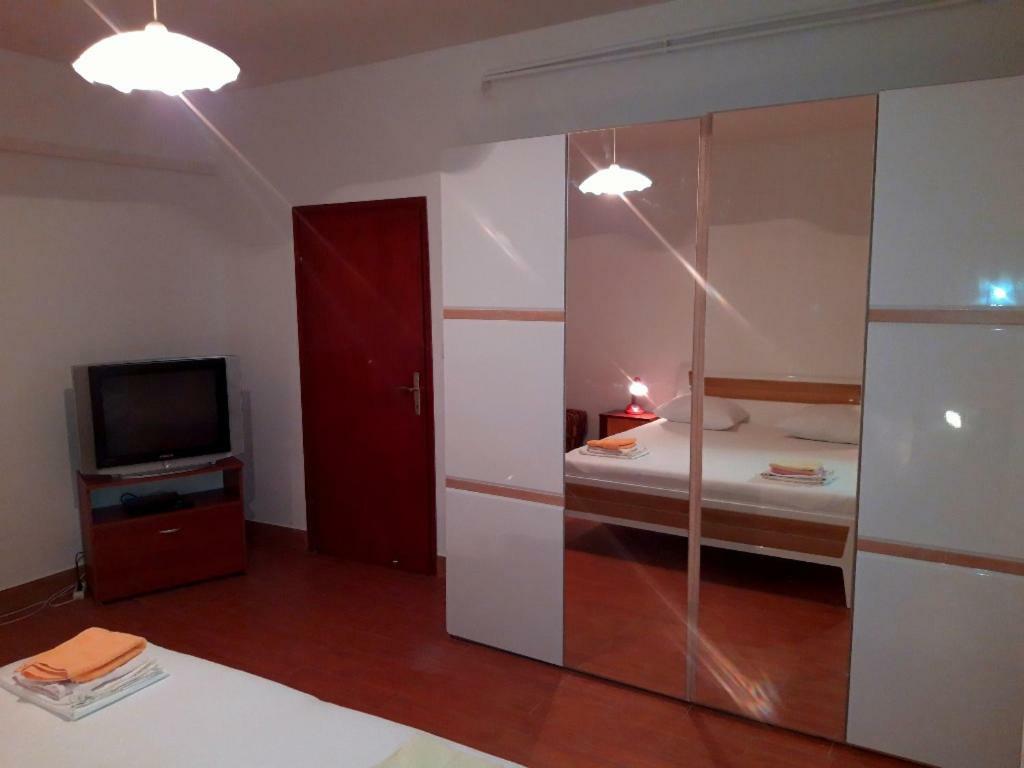 פג Apartments Andelka מראה חיצוני תמונה